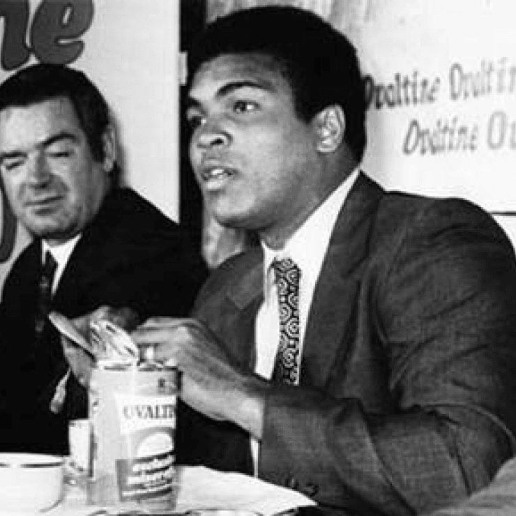 Muhammad Ali mit Ovomaltine 1971