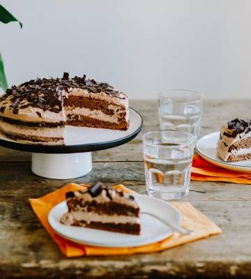 Torta con mousse al cioccolato Ovo 